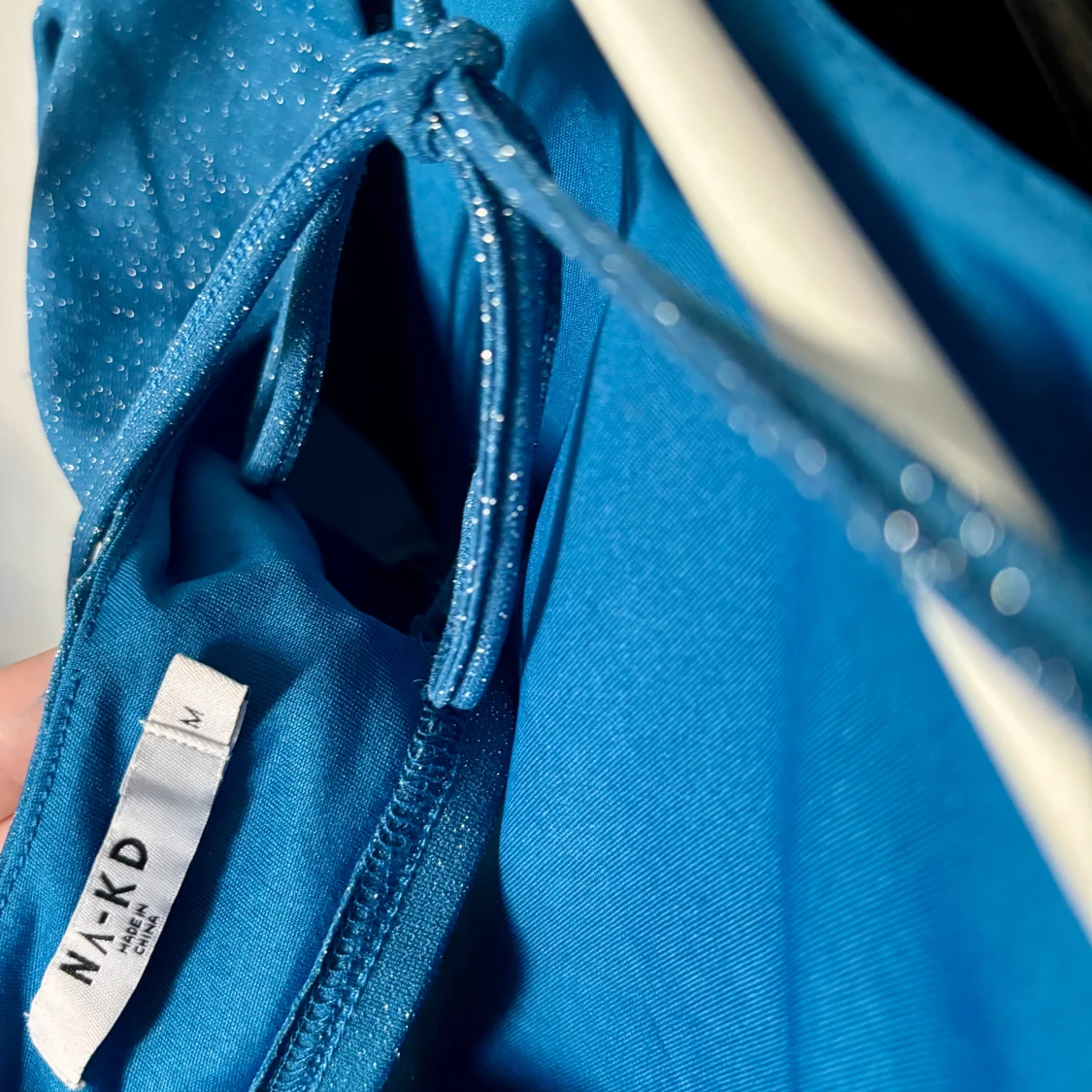 Blå glittrig topp från NA-KD - 2