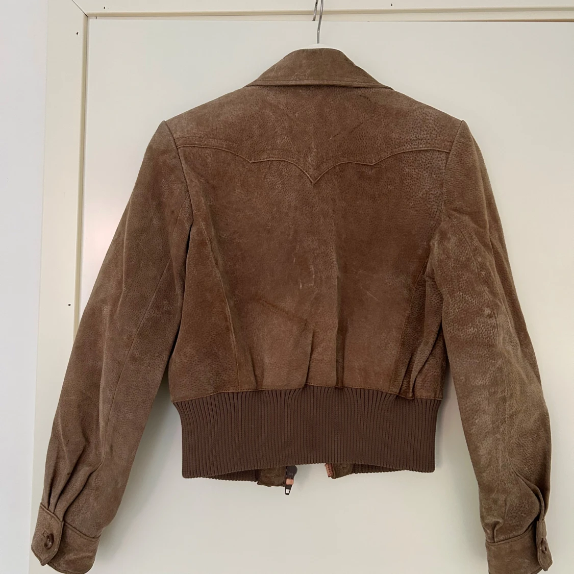 Brun mocka bomberjacka med dragkedja - 3