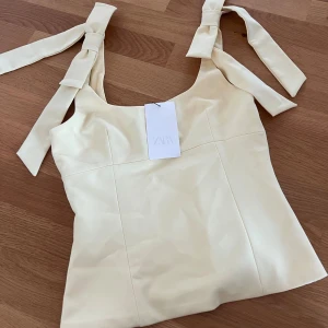 Zara topp - Trendig Zara topp💛