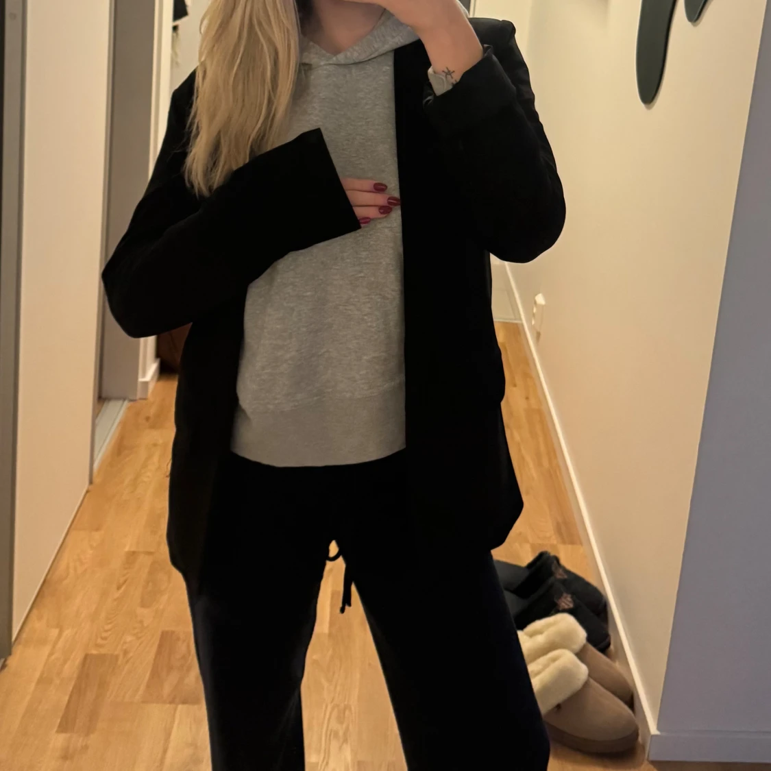 Svart kavaj med klassisk passform - 2