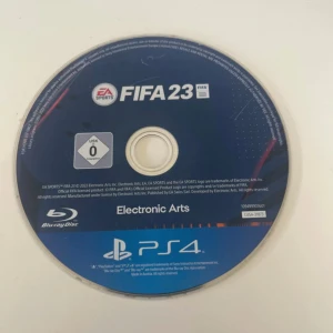 FIFA 23 - Jag säljer FIFA 23 för endast 39kr. Den är i jätte bra skick och funkar perfekt.