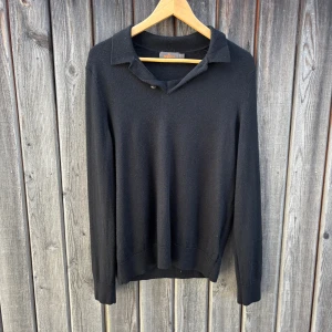 Svart merinoullströja från Morris - Svart långärmad tröja från Morris i 100% merinoull | Storlek S | Mycket bra skick | Pris kan diskuteras 