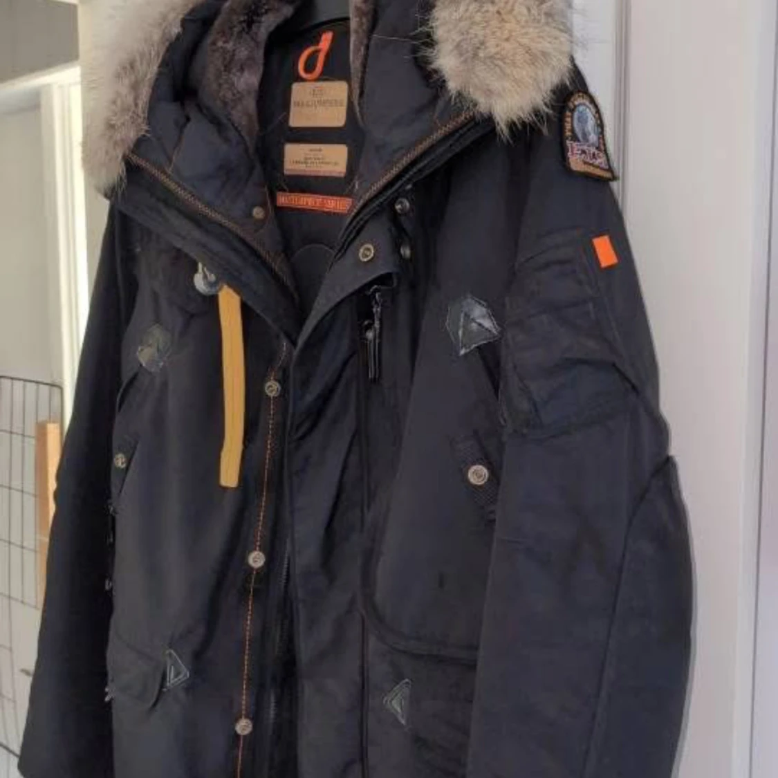 Parajumpers svart parkajacka med päls