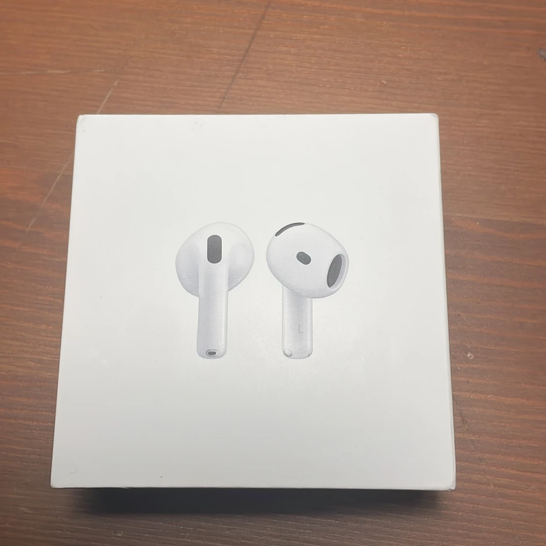 AirPods 4