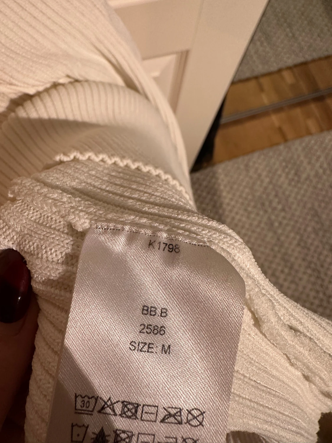 Vit ribbad långklänning från Ganni - 3