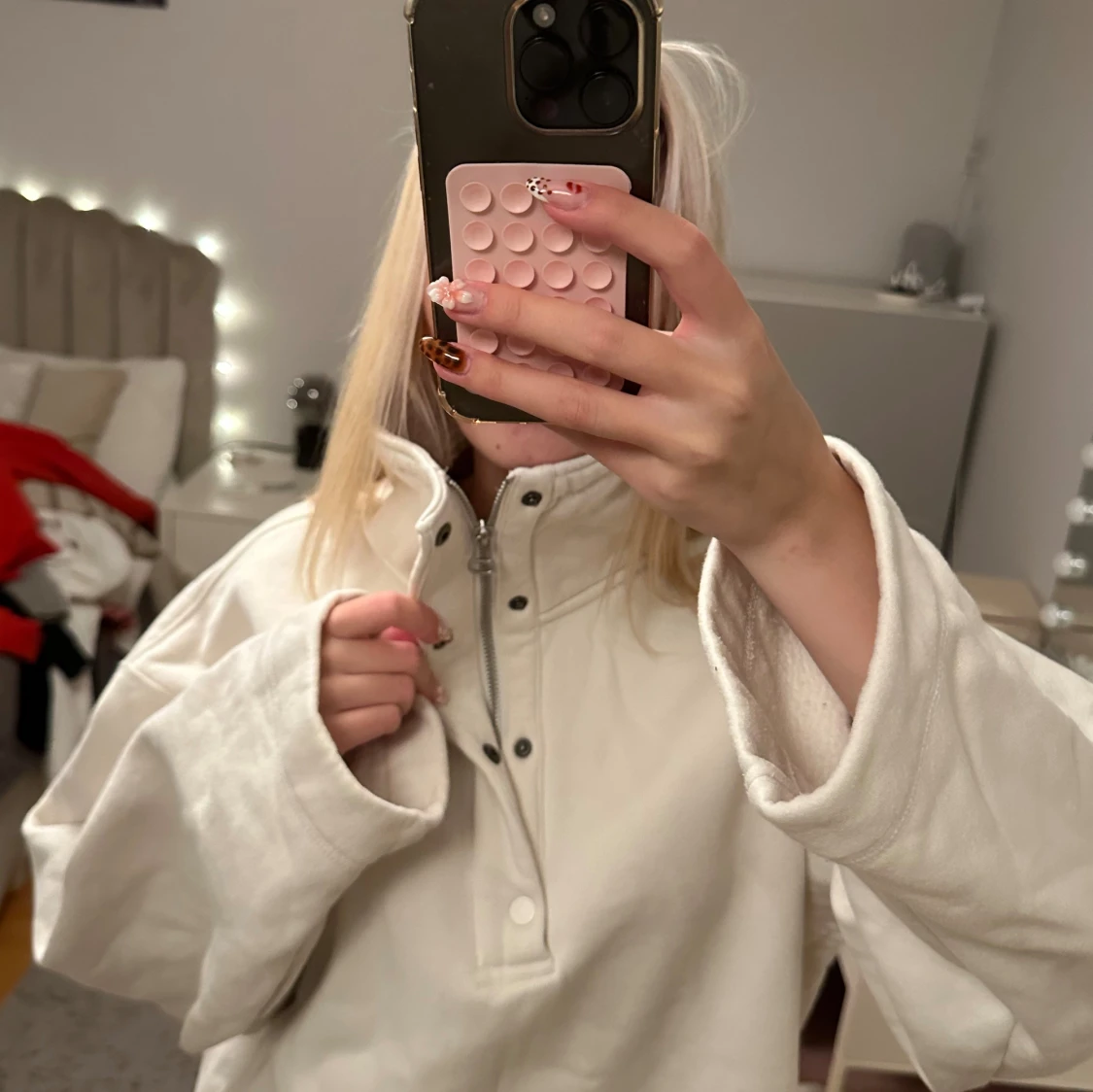 Vit fleece-tröja med halv dragkedja - 2