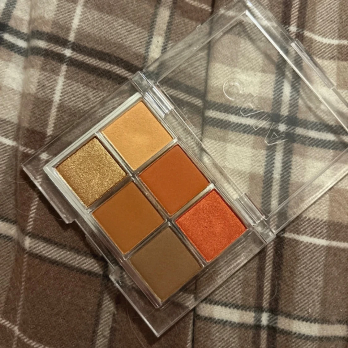 CAIA Ögonskuggspalette