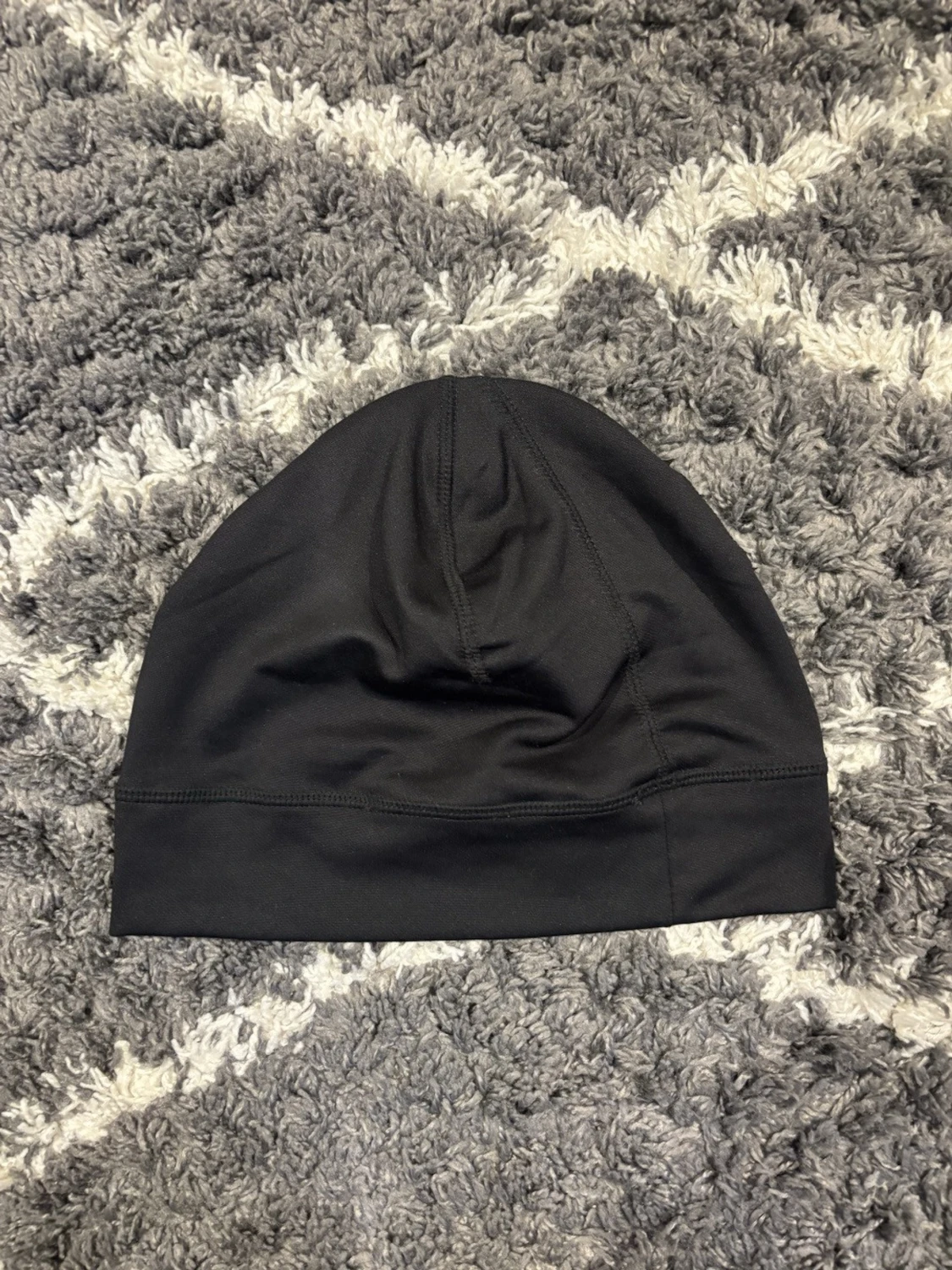 Svart mössa från Craft - 1