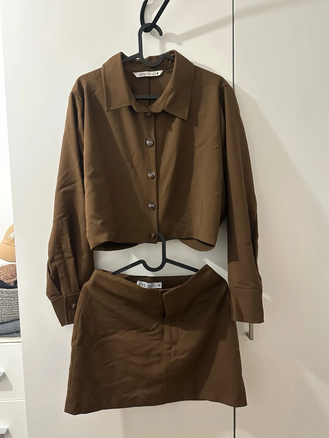 Brunt kostymset från Zara