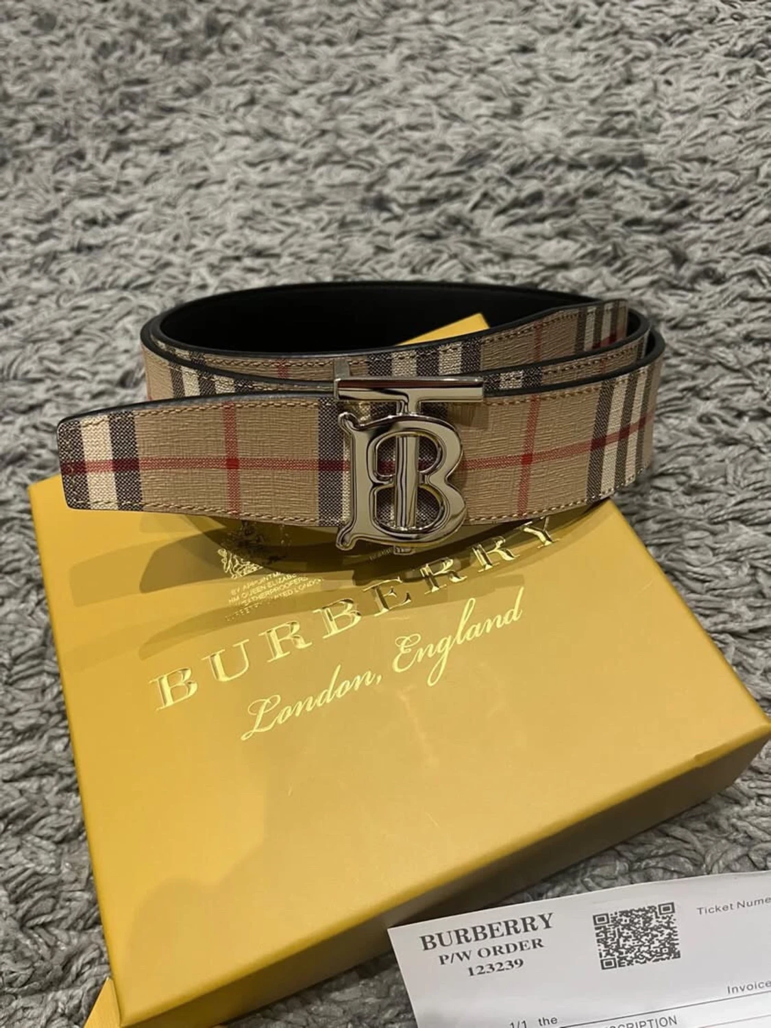 Burberry bälte