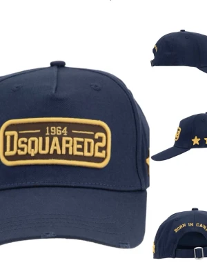 Dsquared2 keps - oanvänd  - Uppgradera din stil med denna Dsquared2 baseball cap, tillverkad av 100% bomull. Den har en logopatch framtill, stjärnor på vänster sida och skrift baktill i en kontrasterande färg. Komplett med en spänne bak och en förstörd visordetalj. One size.