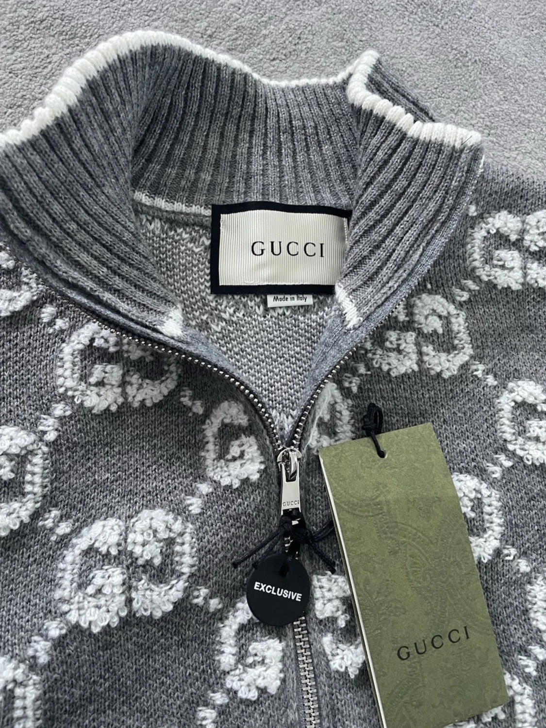 Grå stickad kofta från Gucci - 2