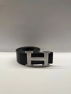 Herme’s - Helt ny!!Svart bälte