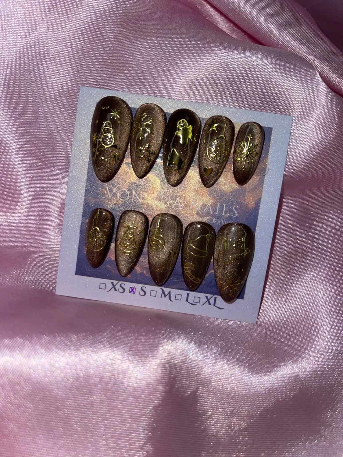 CocoaXmas (S);Medium Almond - 2