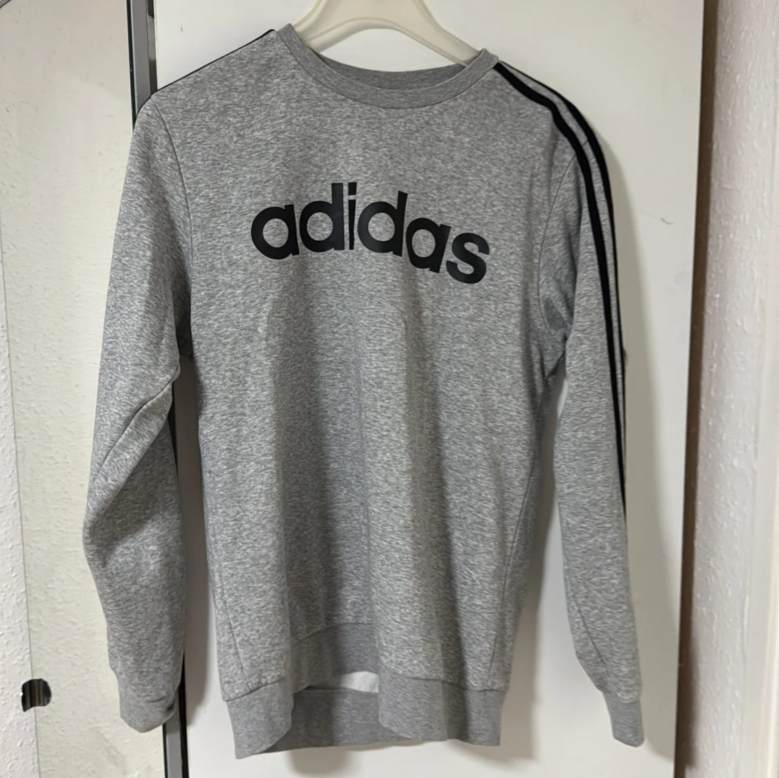 Grått sett från Adidas - 1