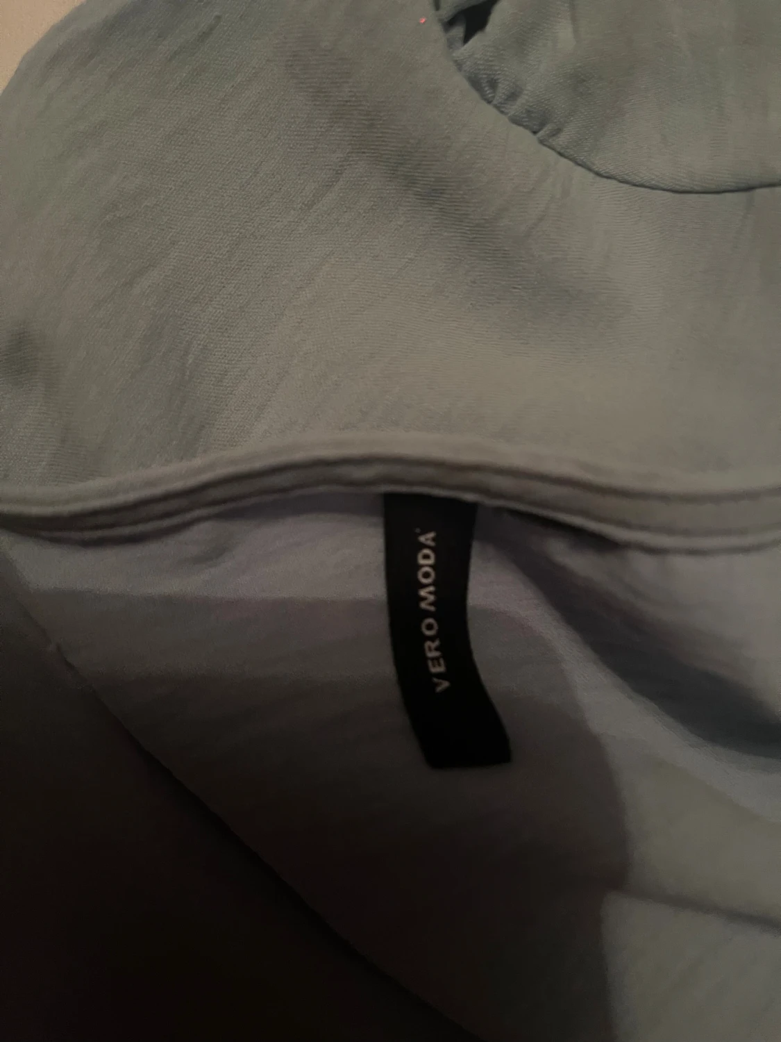 Ljusblå blus med spets från Vero Moda - 1