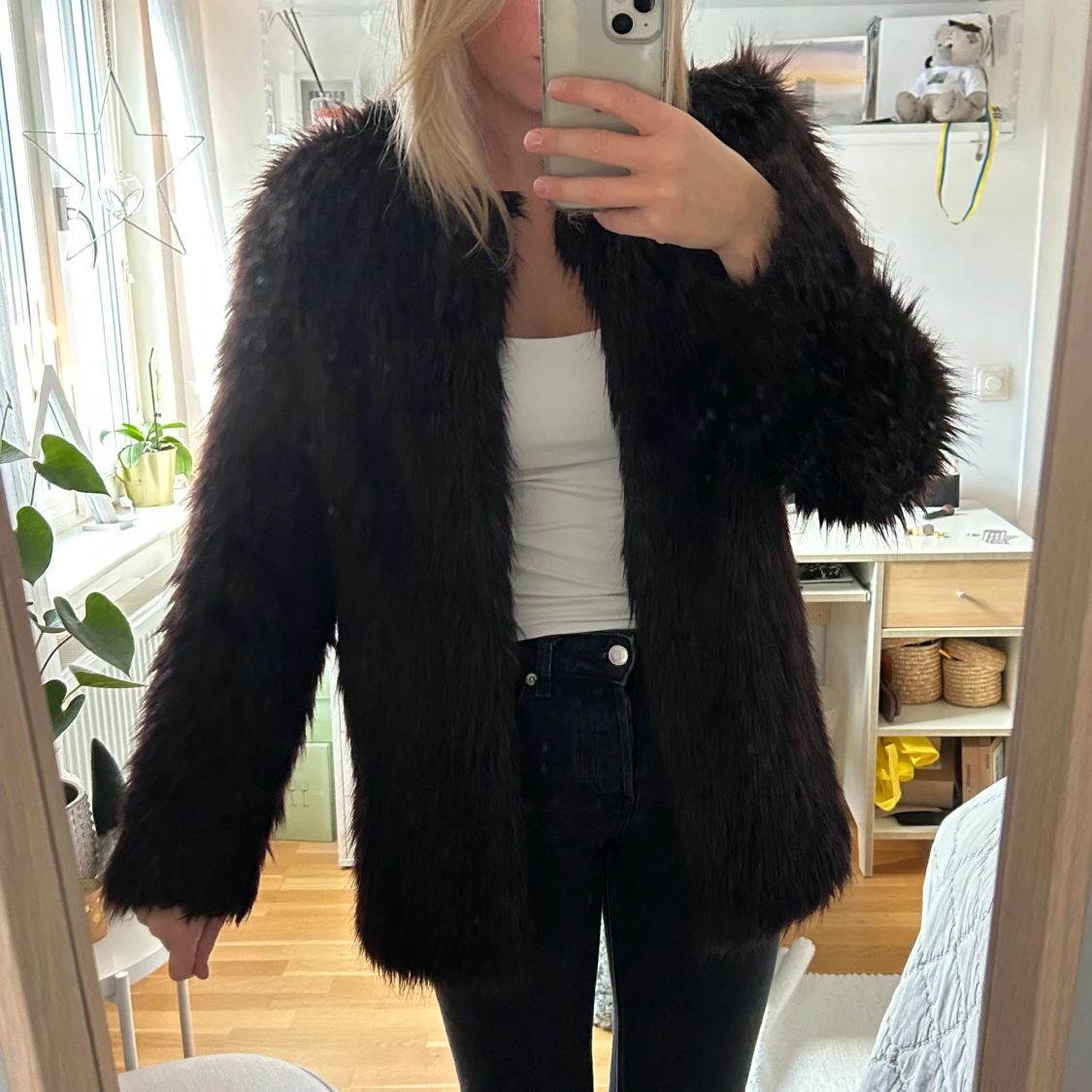 Mörkbrun pälsjacka från H&M - 1