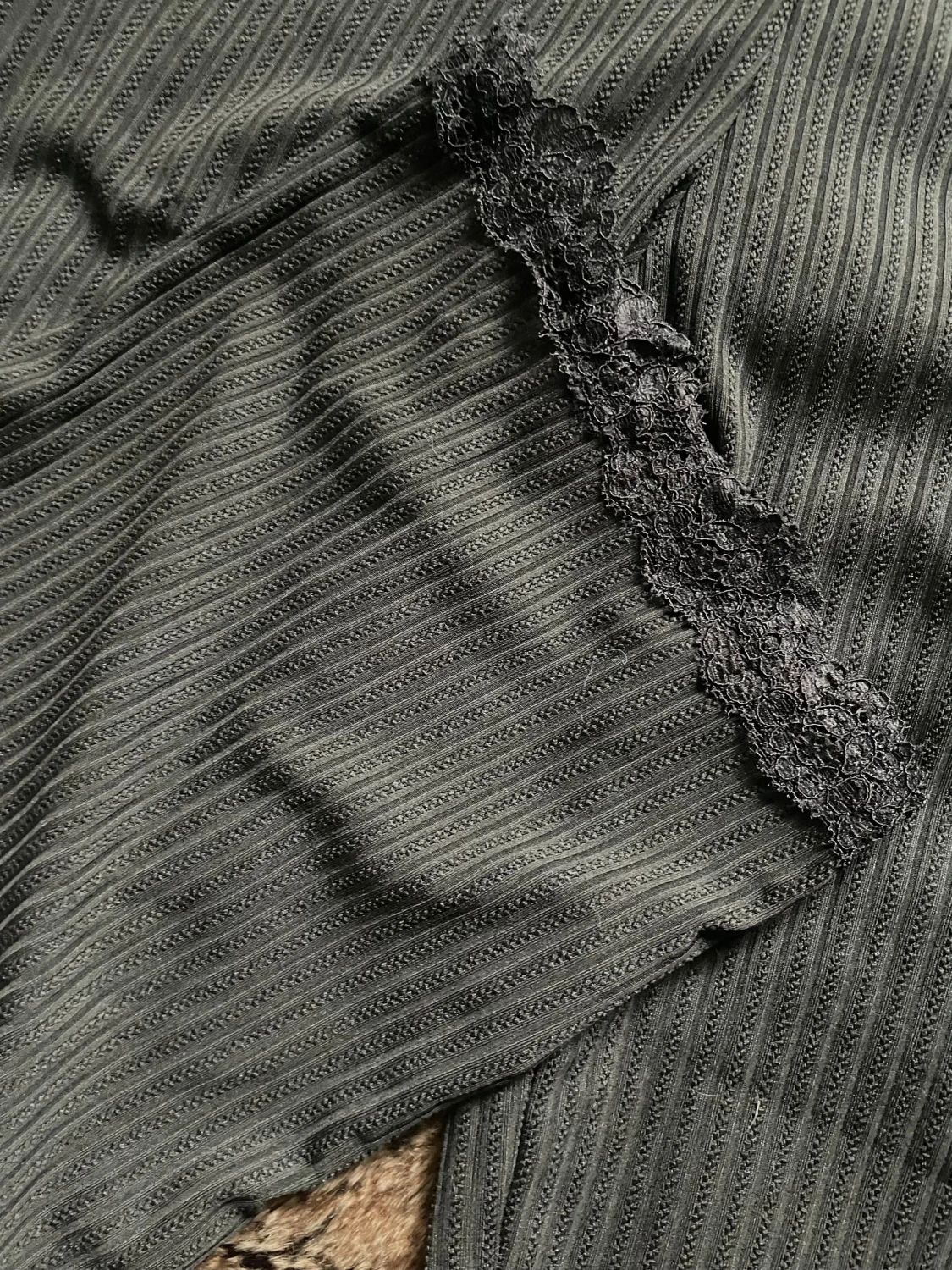 Svart ribbad pyjamas set med spets - 3