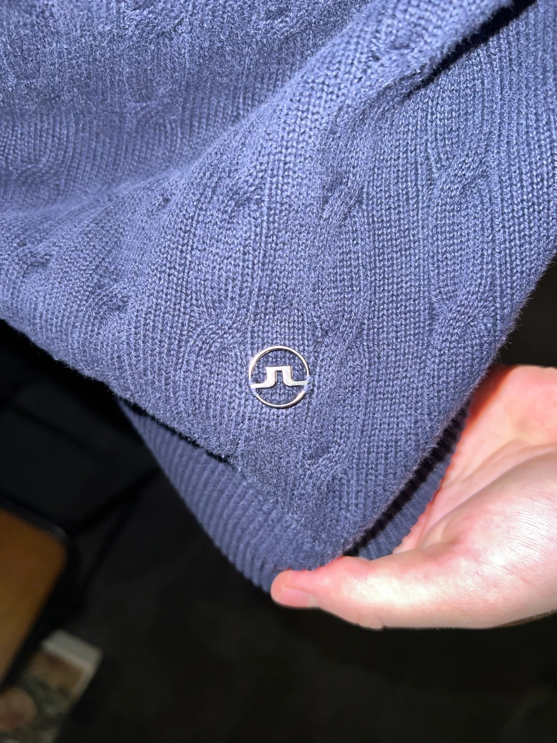 Mörkblå stickad tröja J.Lindeberg M - 4