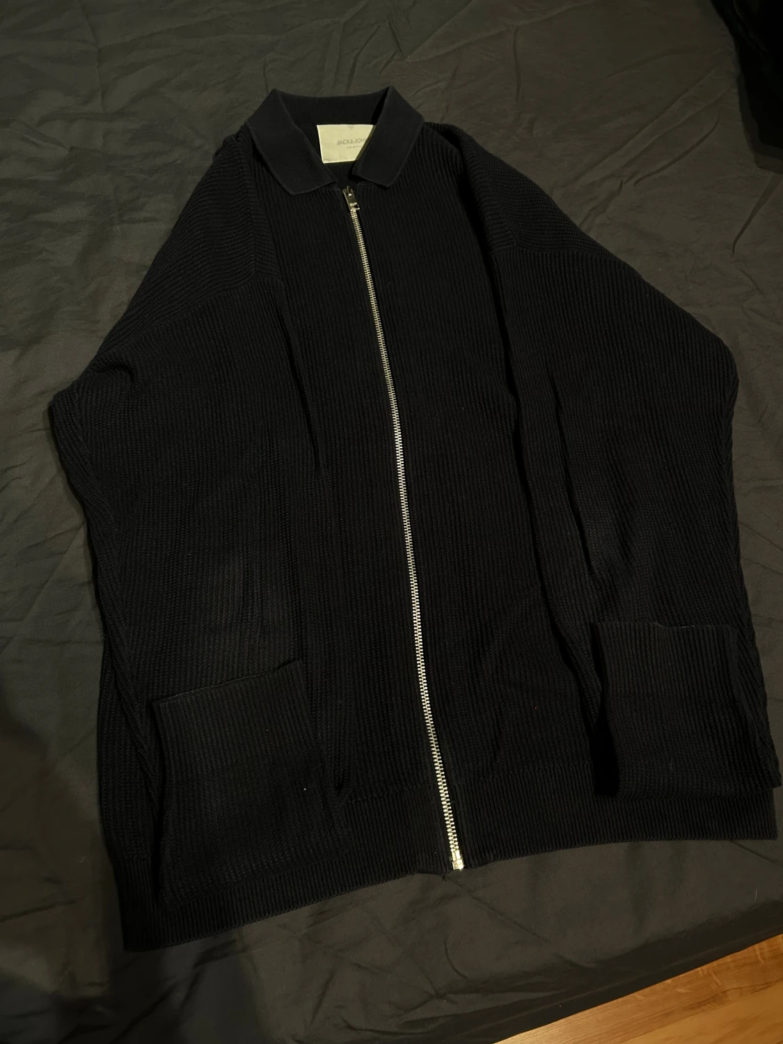 Mörkblå stickad cardigan  - 1