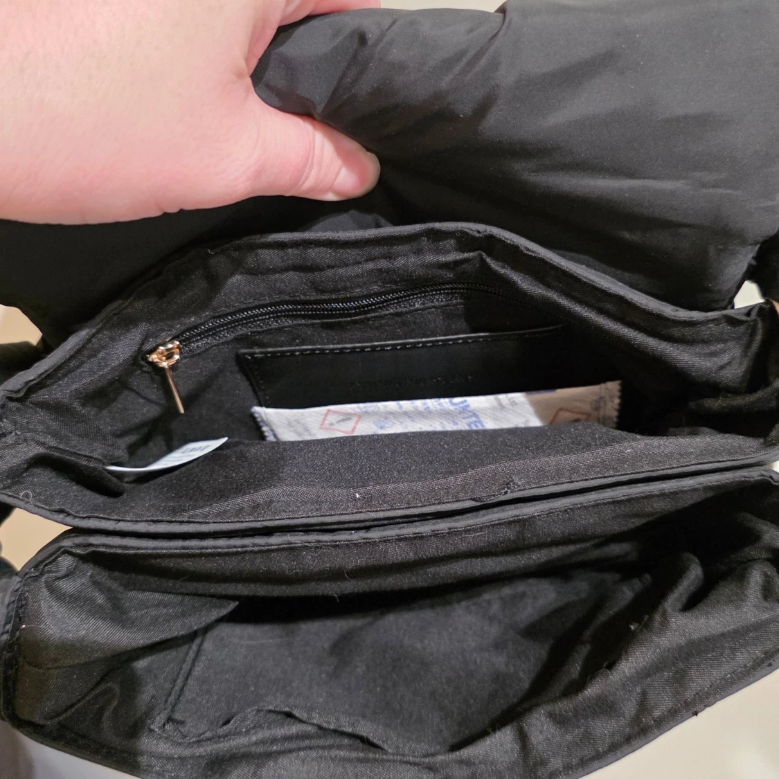 Svart quiltad handväska Carin Wester - 2