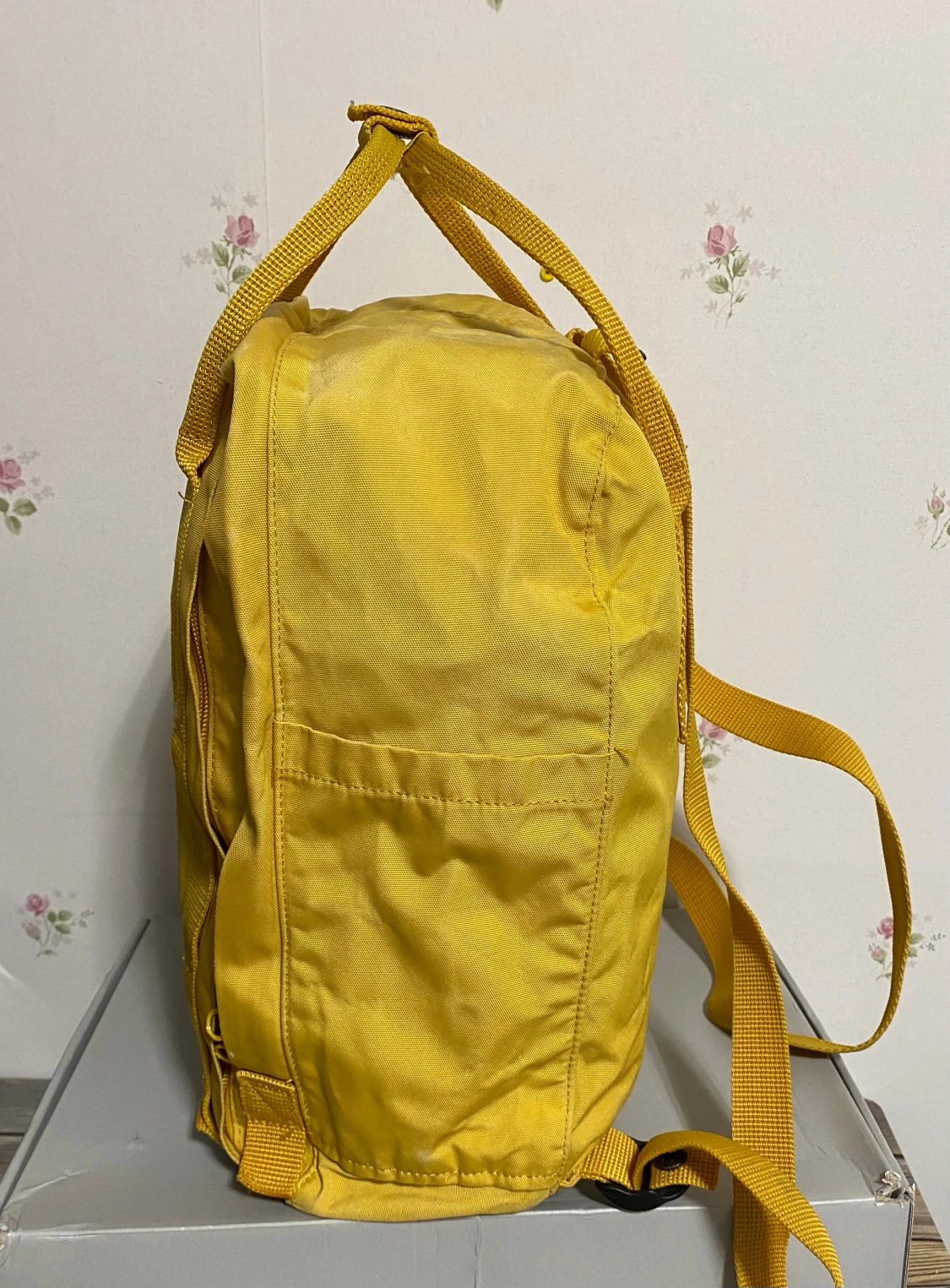 Gul Fjällräven Kånken ryggsäck - 1