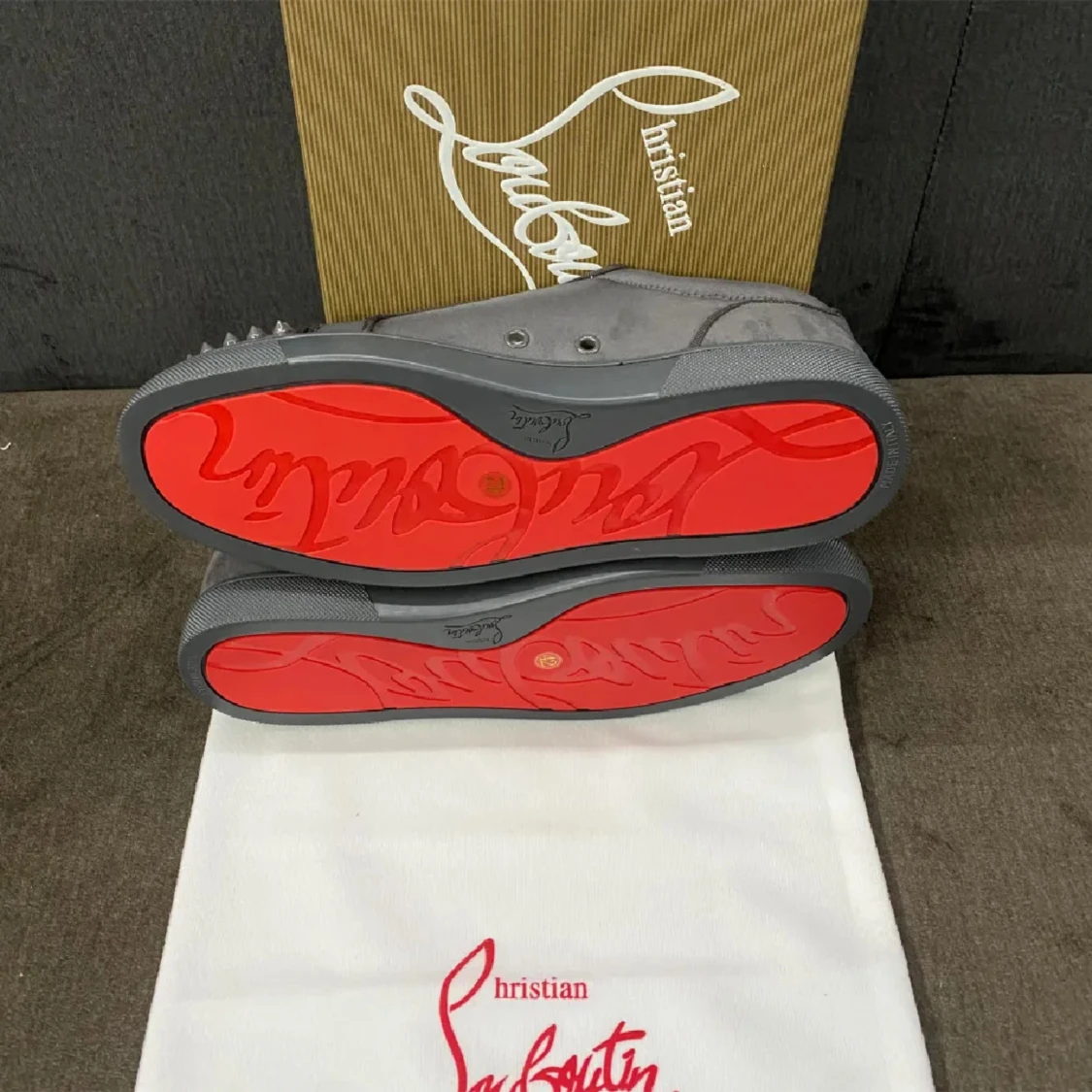 Christian Louboutin 🍾🤩 - 90