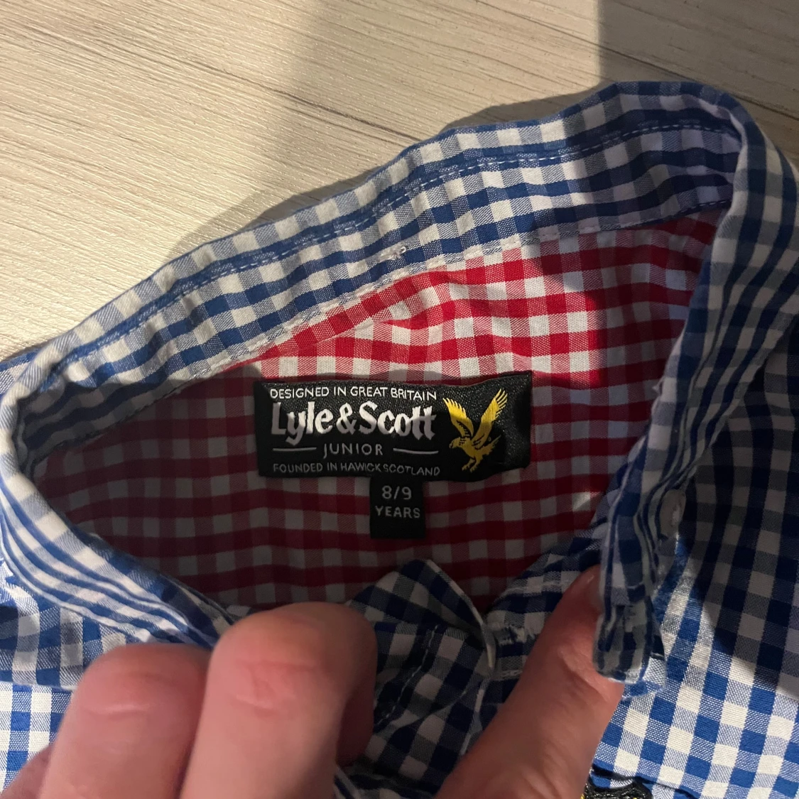 Blårutig skjorta från Lyle & Scott - 1
