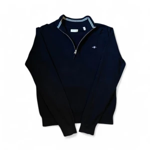 GANT MÖRKBLÅ HALF-ZIP - Mörkblå Half-Zip Kofta - Gant - 100% Bomull - Skick 7/10 - Priset är absolut inte hugget i sten - Skriv om ni har frågor så svarar jag - // Arvid