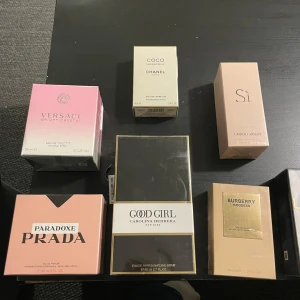 Dam parfymer  - Säljer parfymer äkta men tyvärr ingen kvitto har en parfym kollektion men behöver tyvärr sälja några så dom nya på plats och de blev dom som finns i bilderna☺️skriv gärna bud!!! Pris ändras beroende på vilken parfym mannar intresserad av😊