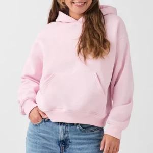 Ljusrosa hoodie med huva - Supermysig ljusrosa hoodie från Gina, helt slutsåld i denna rosa färgen, storlek M men skulle säga att den passar allt mellan xs-m beroende på hur man vill att den ska sitta💕