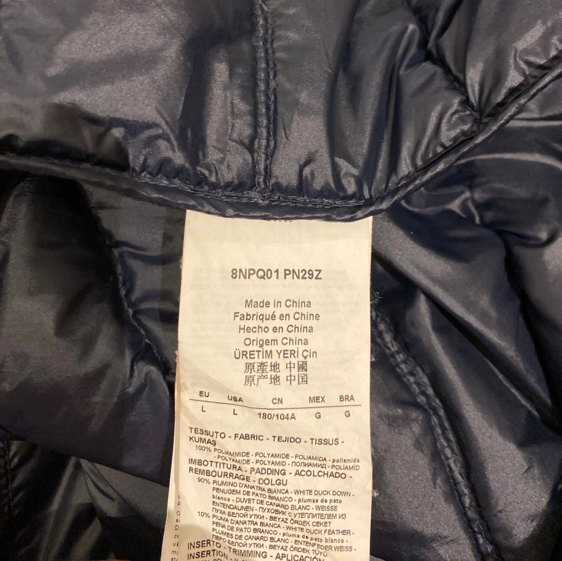 Mörkblå dunväst från Emporio Armani - 1