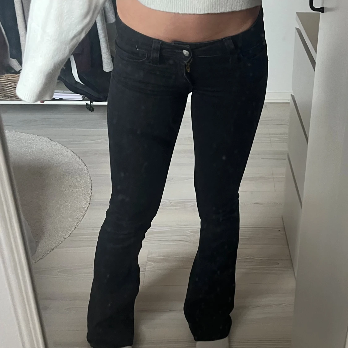 Svarta bootcut jeans med låg midja - 3