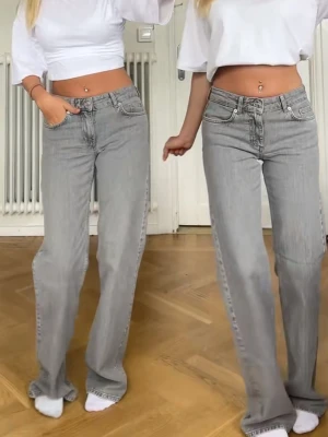 Jeans - Low wide jeans från nakd! Oanvända