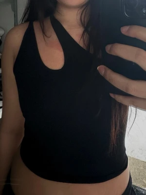 Oneshoulder topp - Använder ej