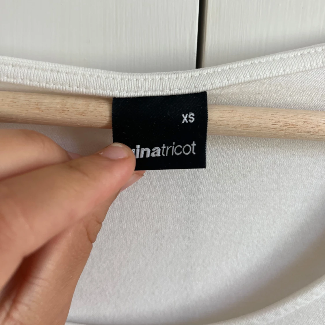 Vit långärmad topp från Gina Tricot - 2