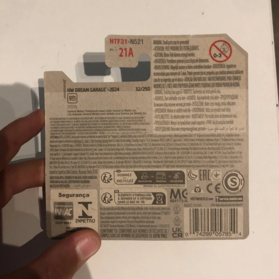 Hot Wheels '18 Camaro SS HW Dream Garage - 1