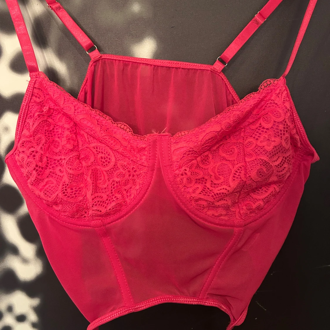 Rosa halv spetskorsett från SHEIN