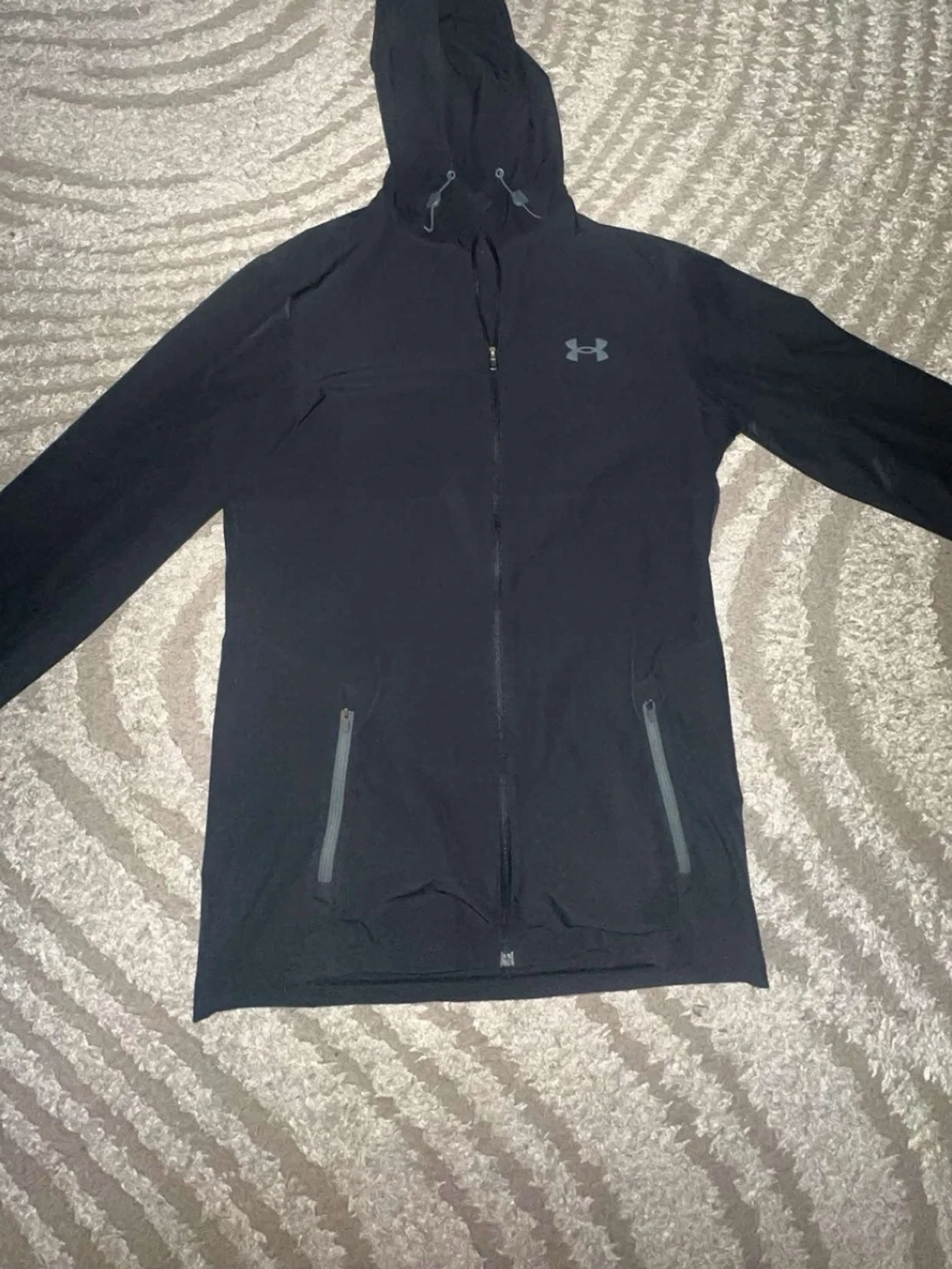 Under armour vindjacka