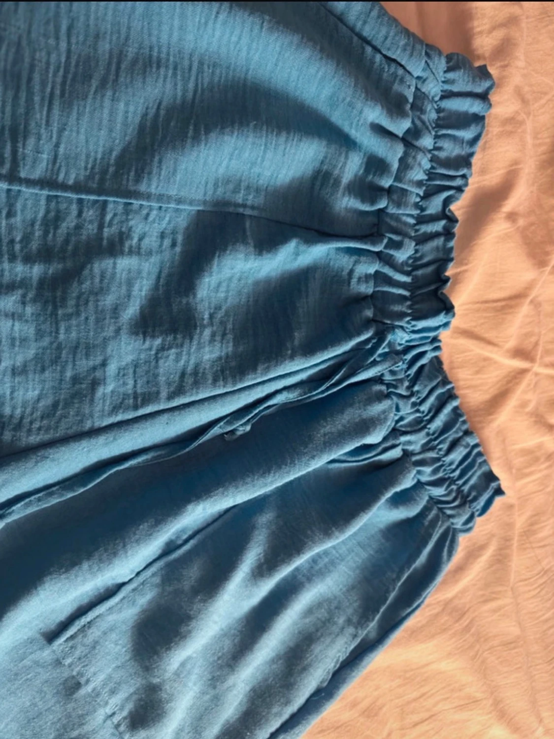 Blå loose shorts med resårmidja - 1