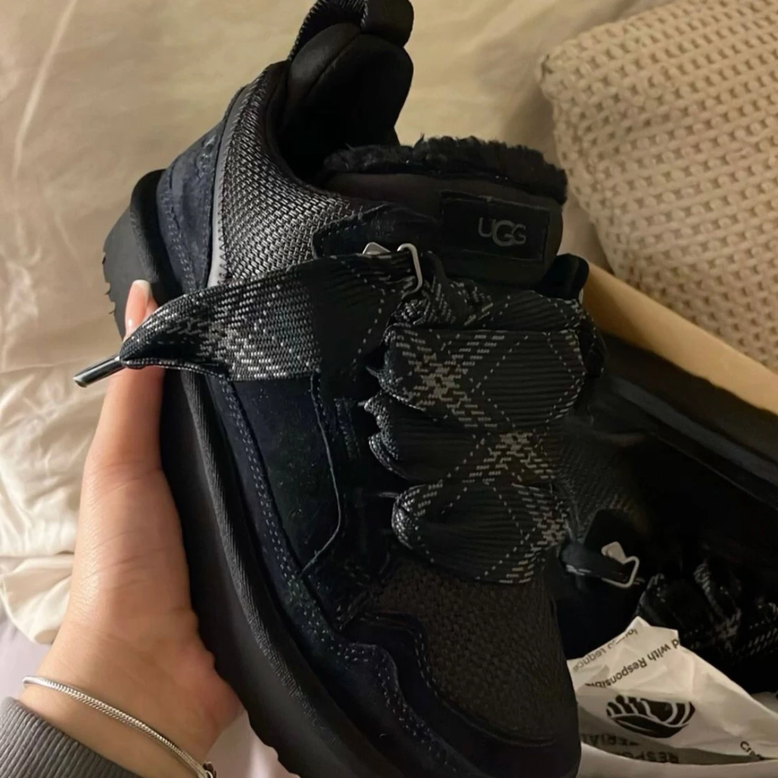 UGG Lowmel, svart sneakers