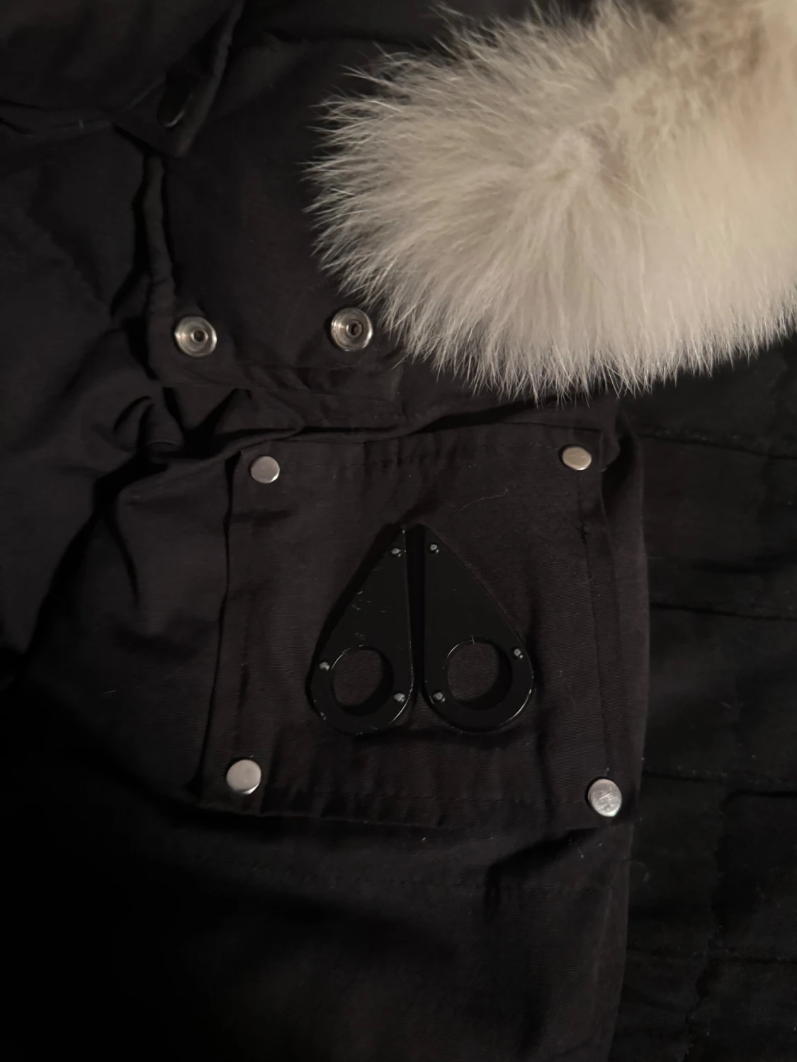 Svart Moose Knuckles dunjacka med päls - 3