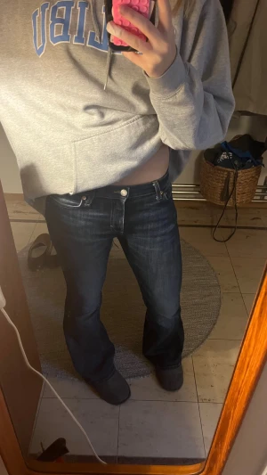 Weekday jeans - Säljer mina Weekday jeans som inte kommer till användning!💕💕