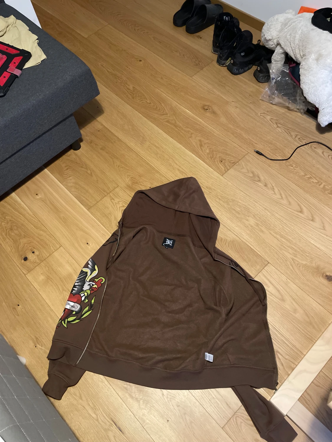 Brun Ed Hardy hoodie med tattoo-print - 1