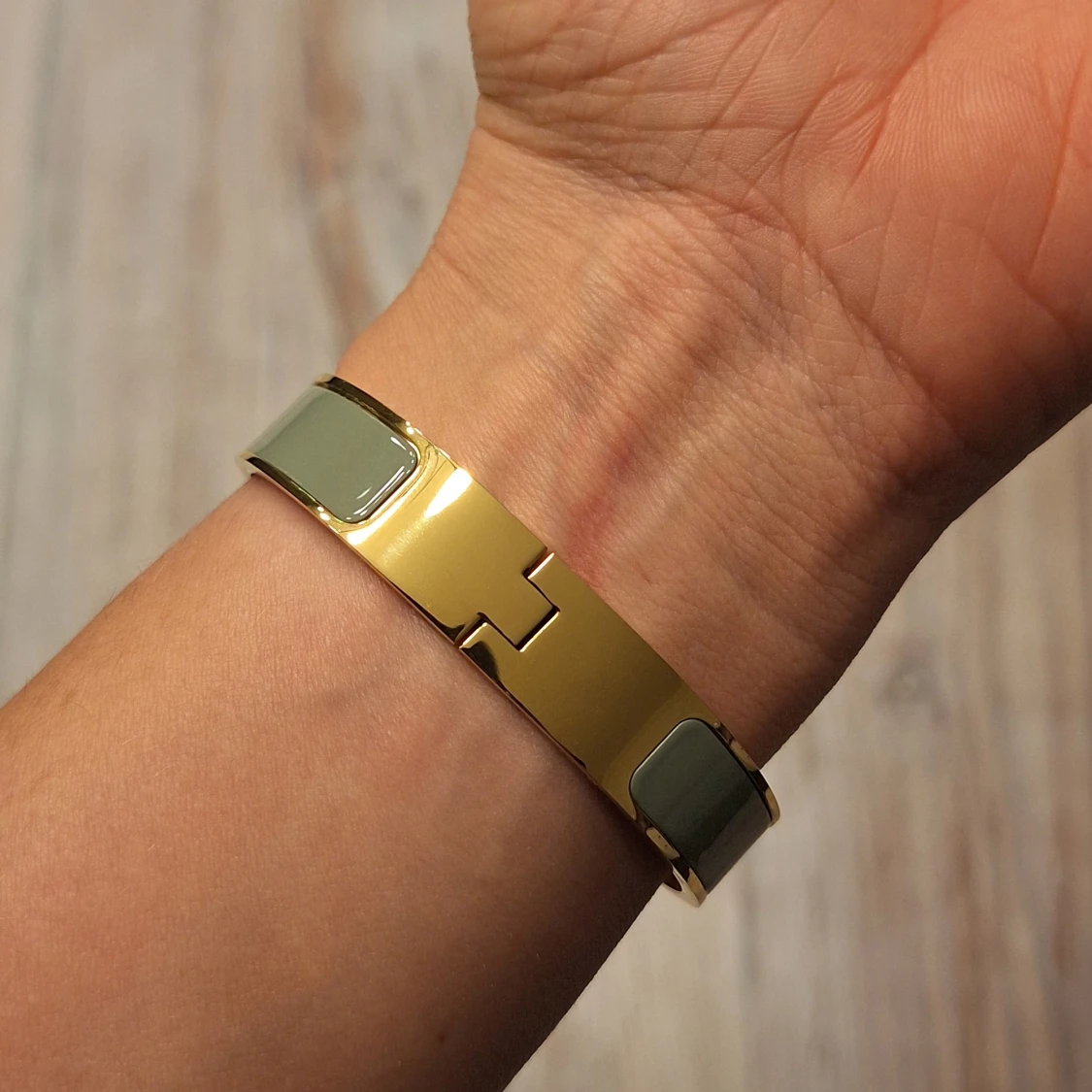 Armband med H-detalj, clic H  - 3