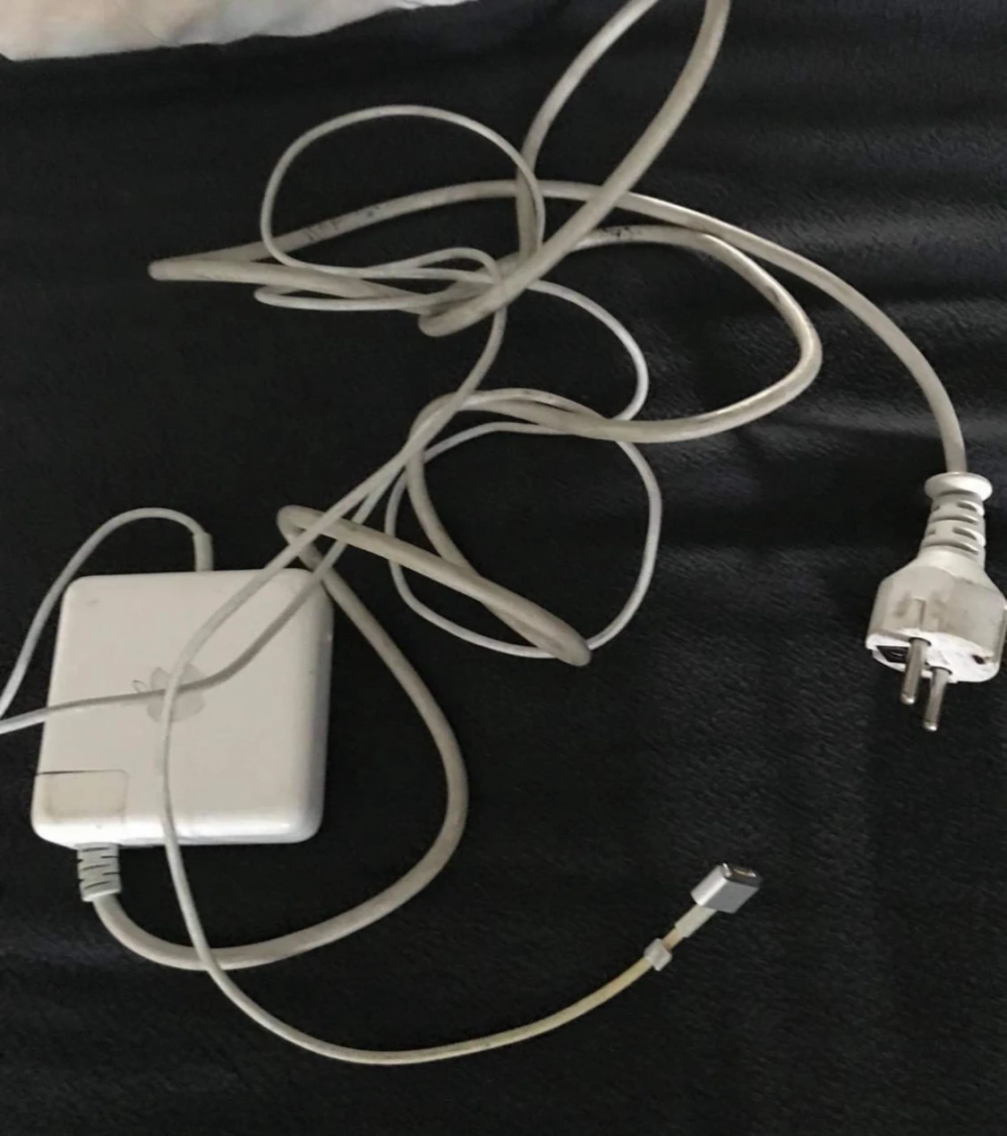 Apple MagSafe Laddare