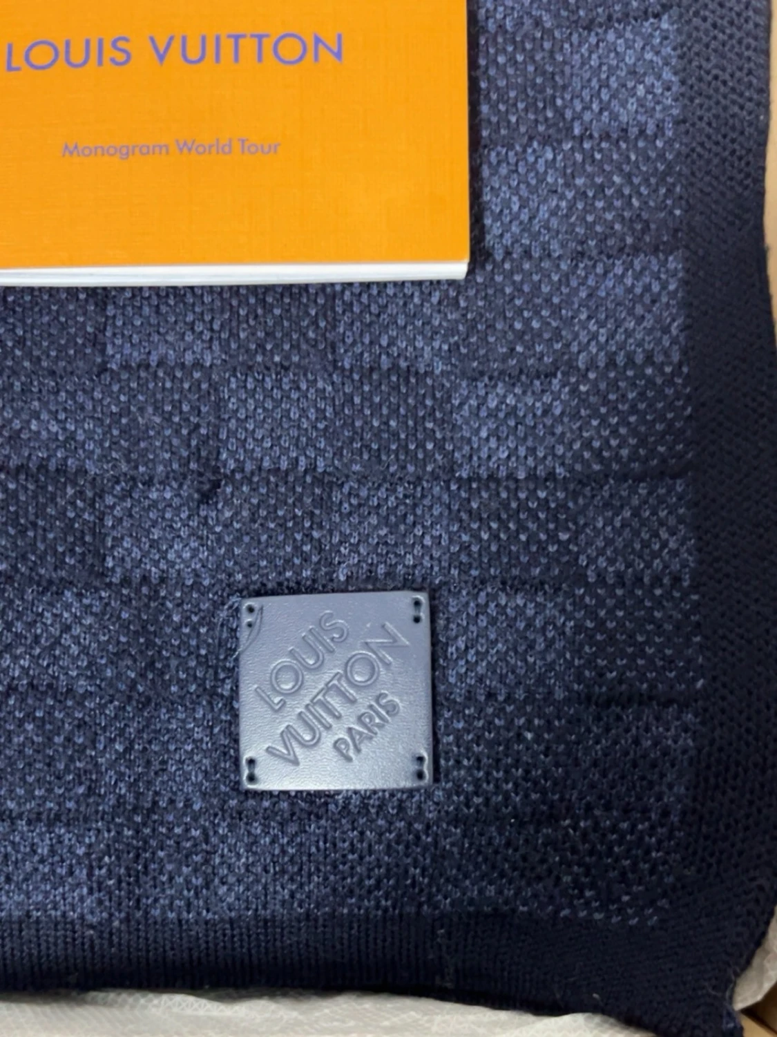 Louis Vuitton mössa och halsduk set - 5