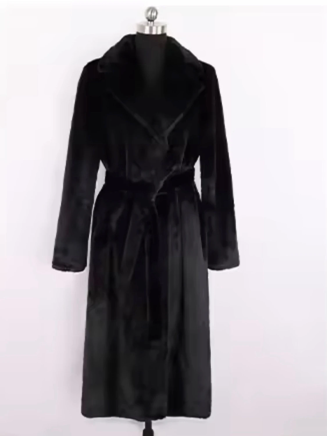 Svart lång pälsjacka med bälte