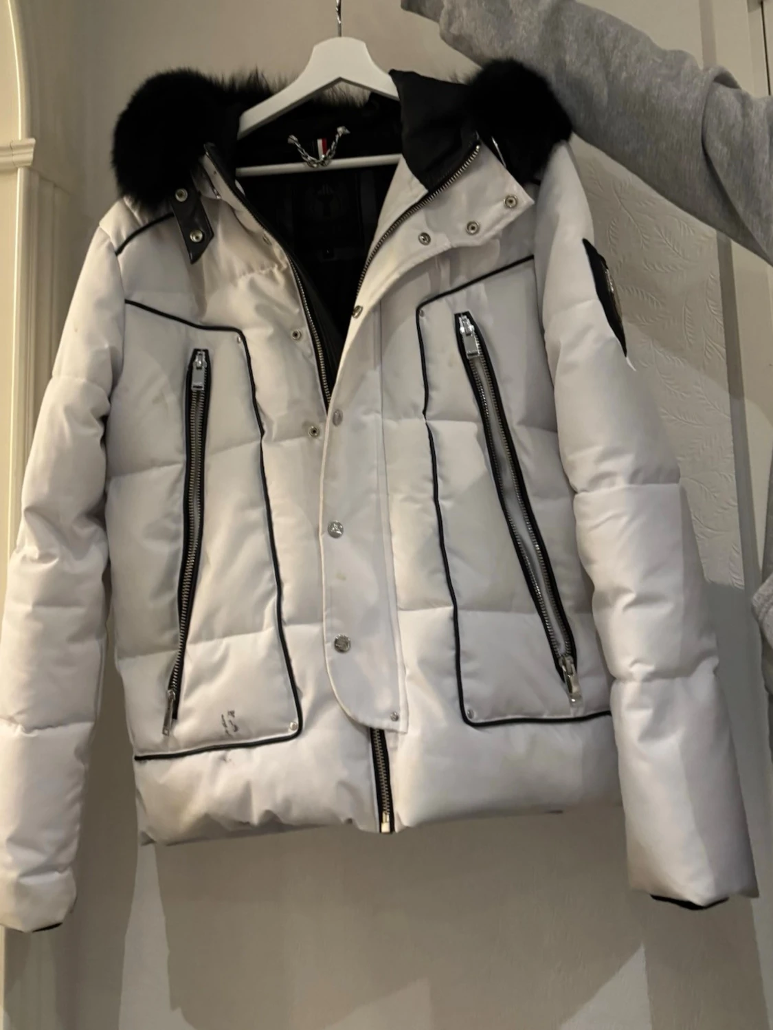 Vit pufferjacka från Horspist Paris