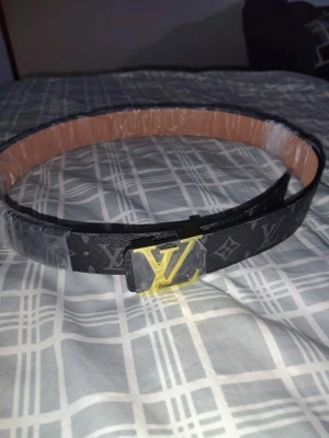  bälte  - Snyggt svart bälte 